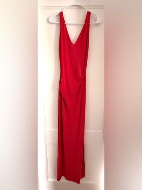 Nicole Miller Ladies pink/rasberry gown size 2. Worn once.